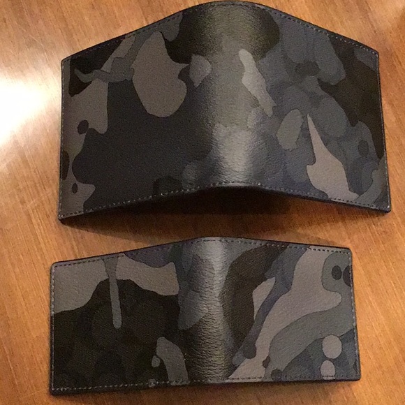 Coach Camouflage 3 in 1 Wallet - Picture 5 of 7
